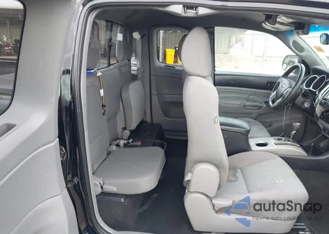 2014 Toyota Tacoma z USA, uszkodzony, nr VIN 5TFTX4CN4EX042791